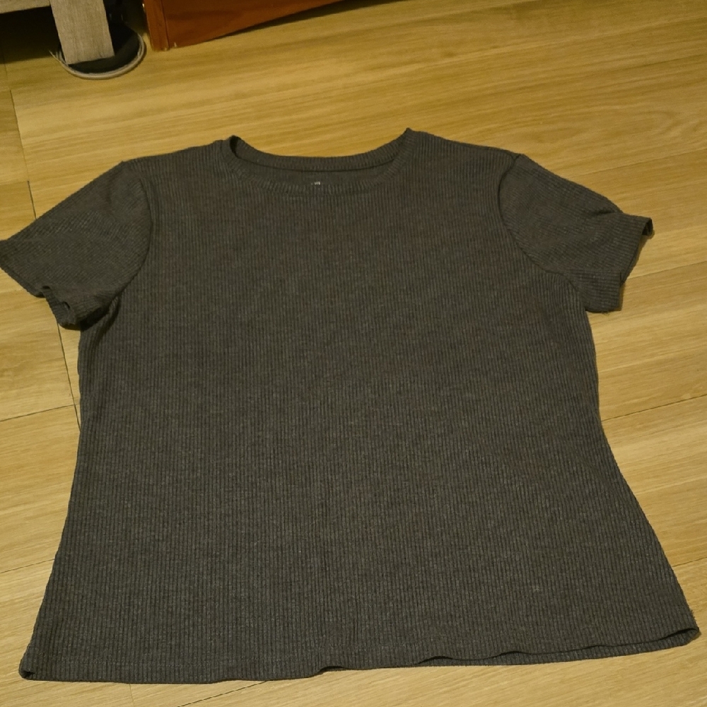 Nine West Dark Charcoal Ribbed Short Sleeve Tee